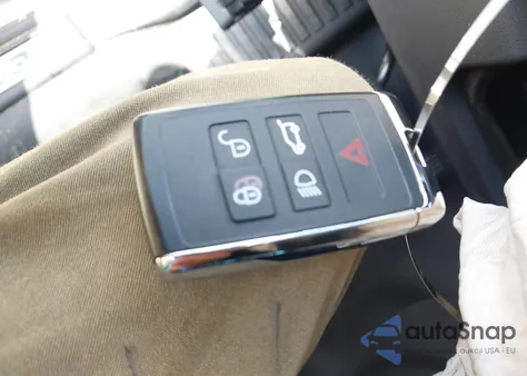 2021 Land Rover Defender 110 X-Dynamic Hse z USA, uszkodzony, nr VIN SALE3ERU0M2038671